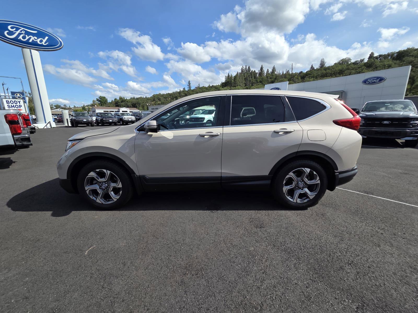 Used 2019 Sandstorm Metallic Honda EX image 8