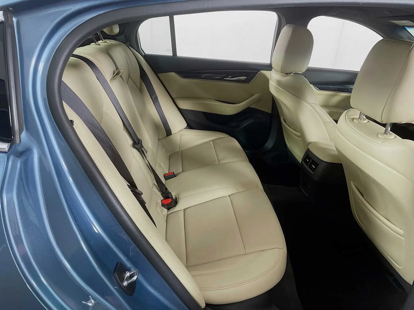 Used 2024 Midnight Steel Metallic Cadillac Premium Luxury image 25