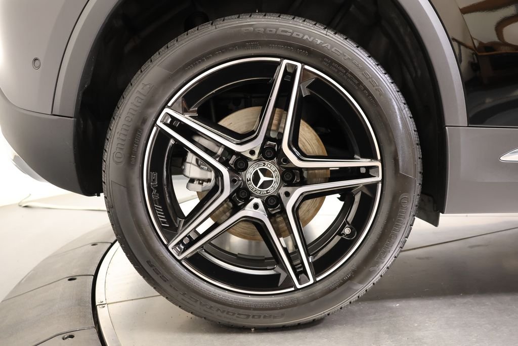 New 2026 Night Black Mercedes-Benz GLA 250 image 13