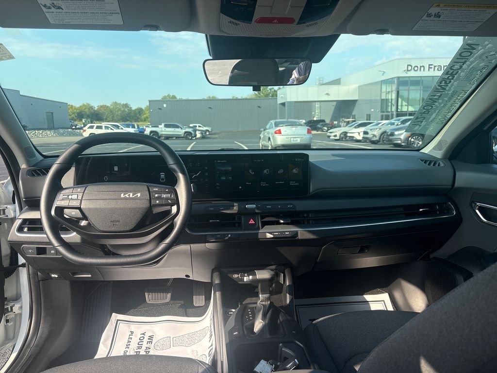 Used 2025 White Kia EX image 16