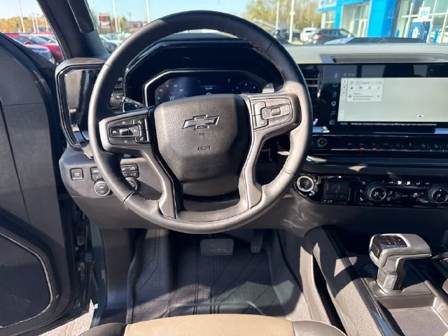 Used 2025 Cypress Gray Chevrolet ZR2 image 16