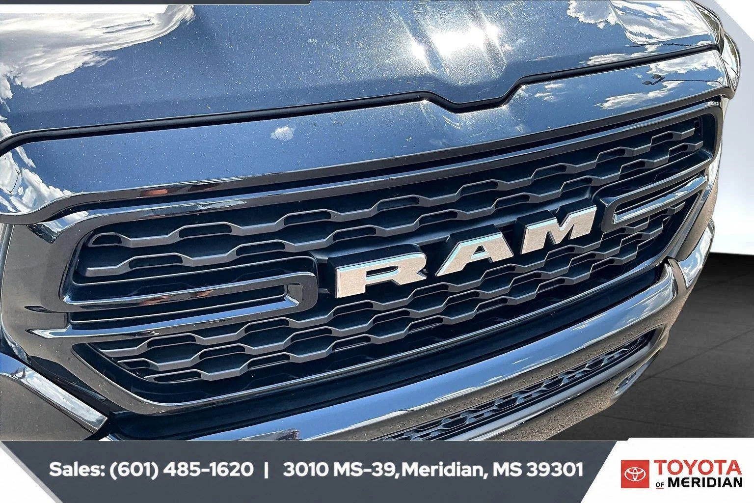Used 2024 Diamond Black Crystal Pearlcoat Ram Big Horn image 21