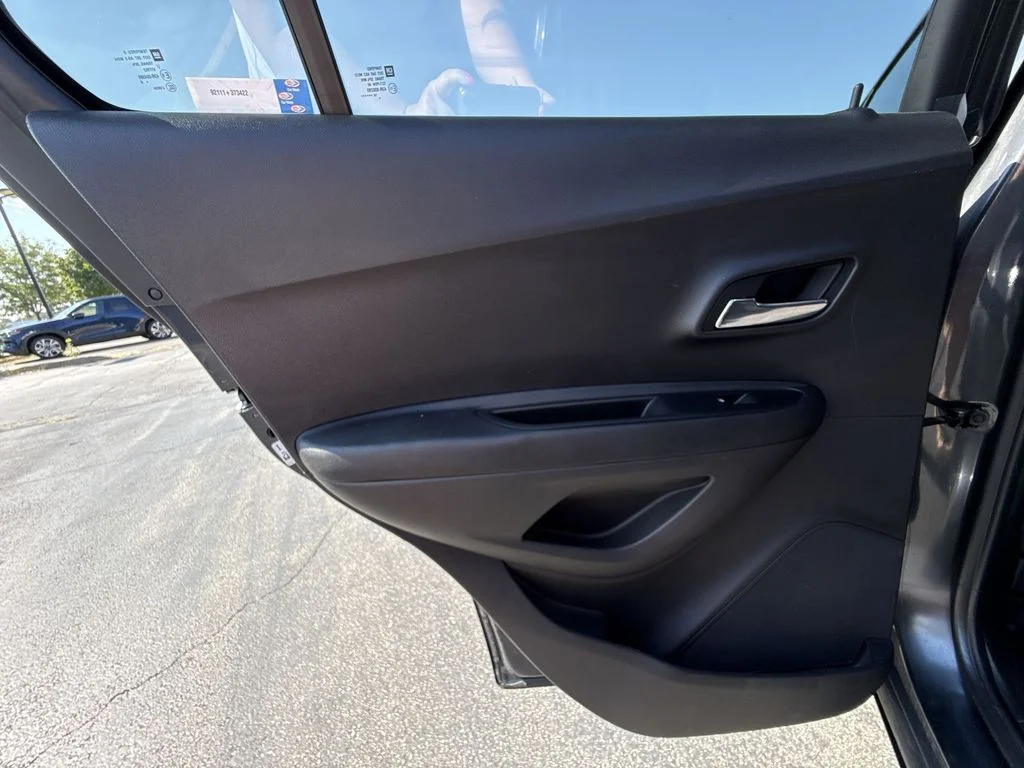 Used 2016 Gray Chevrolet LT image 20