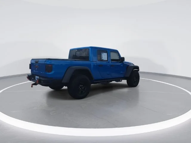 Used 2022 Blue Jeep Mojave image 3