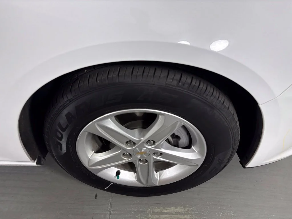 Used 2024 White Chevrolet LT image 11