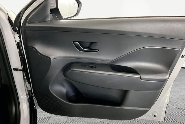 Used 2025 Gray Hyundai SEL image 26