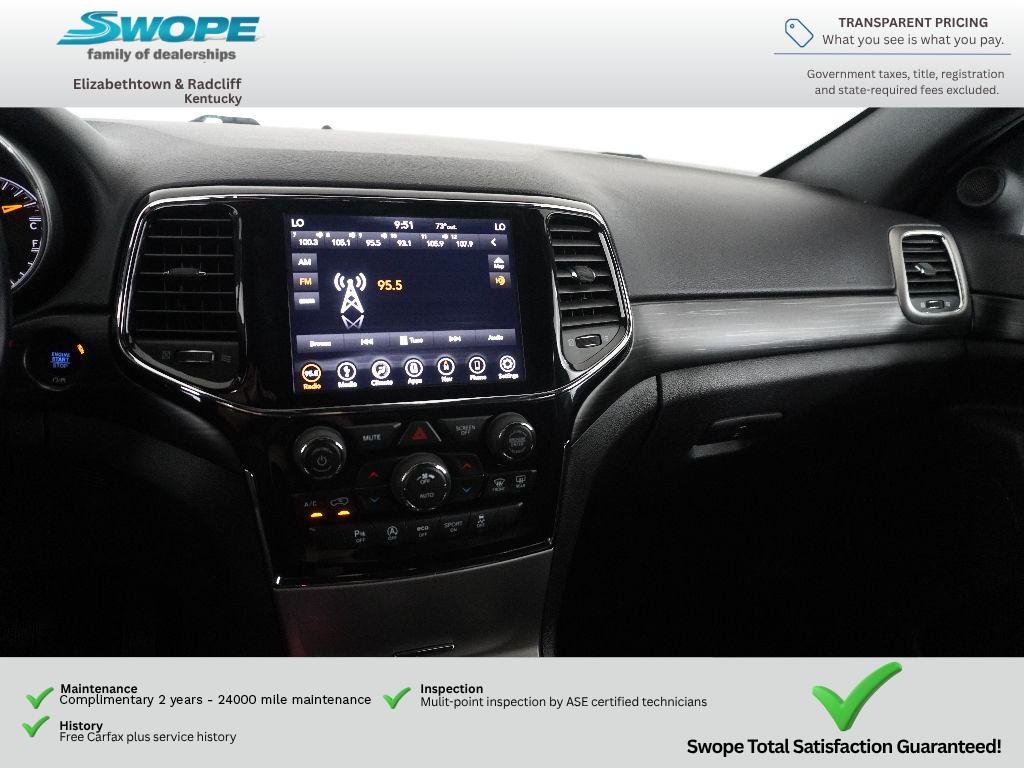 Used 2019 Walnut Brown Metallic Clearcoat Jeep Laredo E image 16