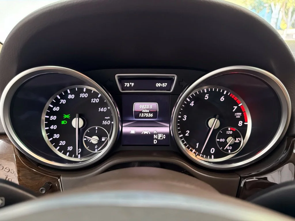 Used 2013 Black Mercedes-Benz ML 350 image 16