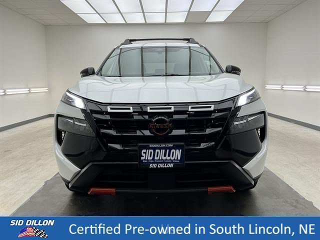 Certified Used 2026 Everest White Pearl Tricoat Nissan Rock Creek image 2