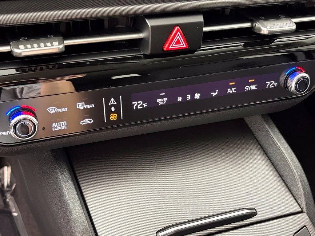 New 2027 Snow White Pearl Kia EX image 41