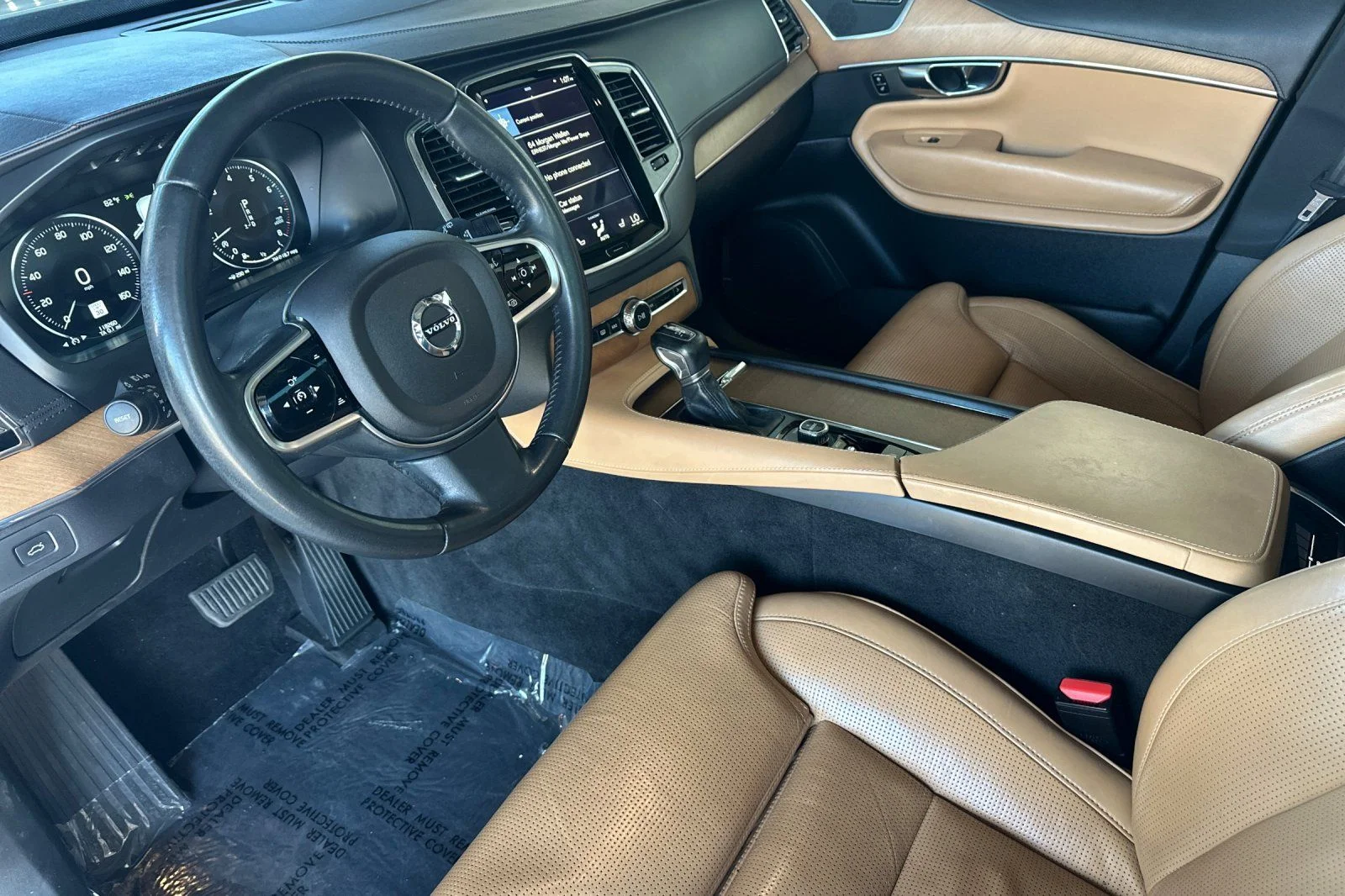 Used 2016 Ice White Volvo T6 Inscription image 13