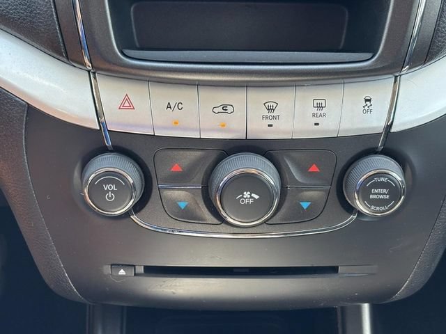 Used 2019 Gray Dodge SE image 22