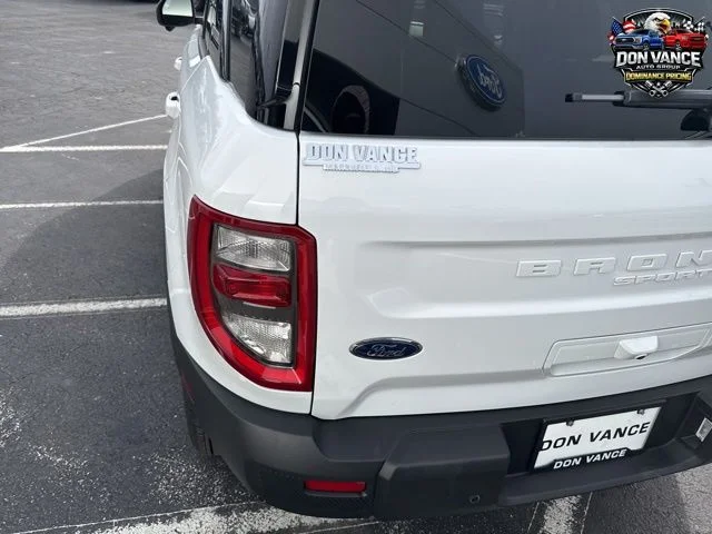 New 2025 White Ford Outer Banks image 37