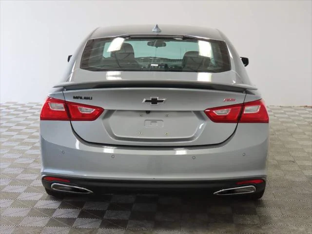 Used 2025 Sterling Gray Metallic Chevrolet RS image 4