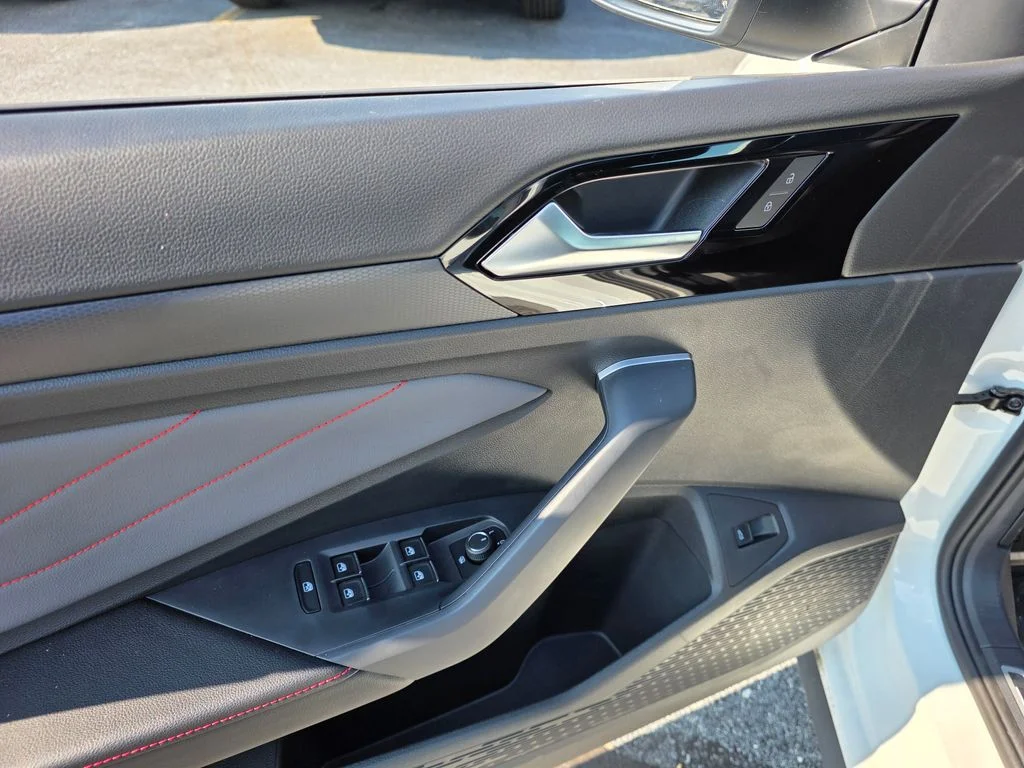 2026 Volkswagen Jetta GLI Autobahn - Photo 9