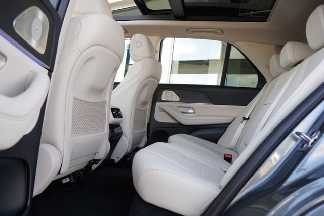 New 2026 Selenite Grey Metallic Mercedes-Benz GLE 450 image 28