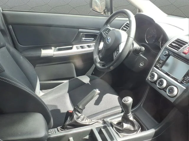 Used 2015 Silver Subaru 2.0i Sport Premium image 8