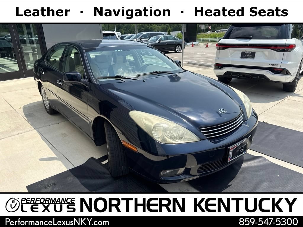 Used 2004 Blue Onyx Pearl Lexus 330 image 1