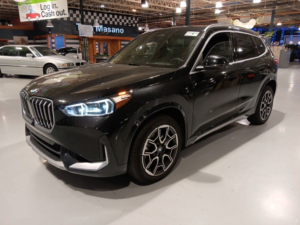 2025 BMW X1 xDrive28i's photo