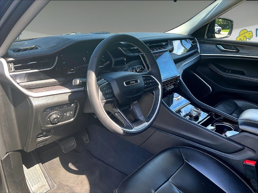 Used 2023 Black Jeep 4xe image 8