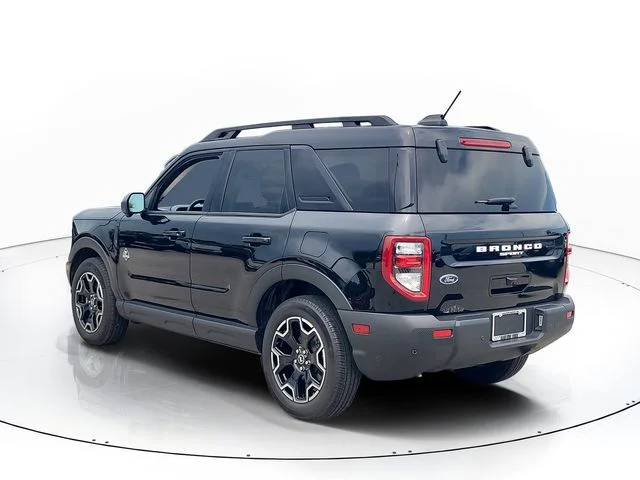 Used 2025 Black Ford Outer Banks image 7