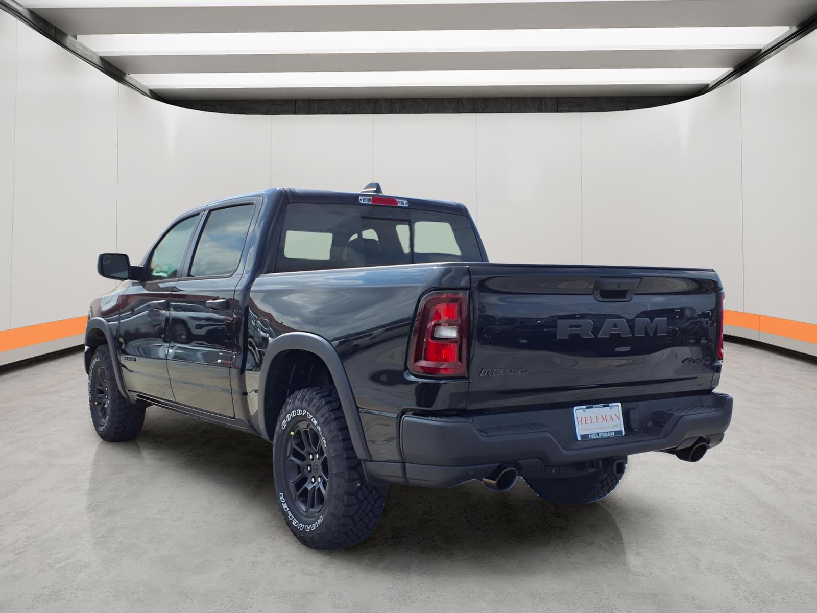 New 2026 Diamond Black Crystal Pearl-Coat Exterior Paint RAM Rebel image 4