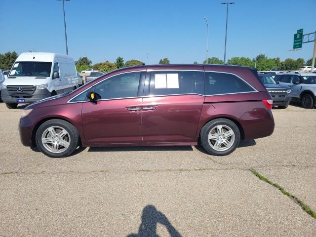 Used 2012 Dark Cherry Pearl II Honda Touring image 2