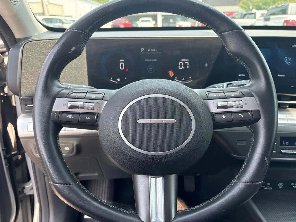 Used 2025 Gray Hyundai SEL image 22