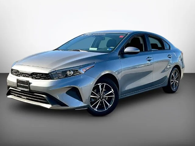 Used 2023 Gray Kia LXS image 3