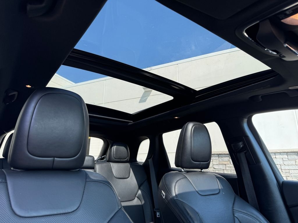2021 Jeep Cherokee 80TH - Photo 16