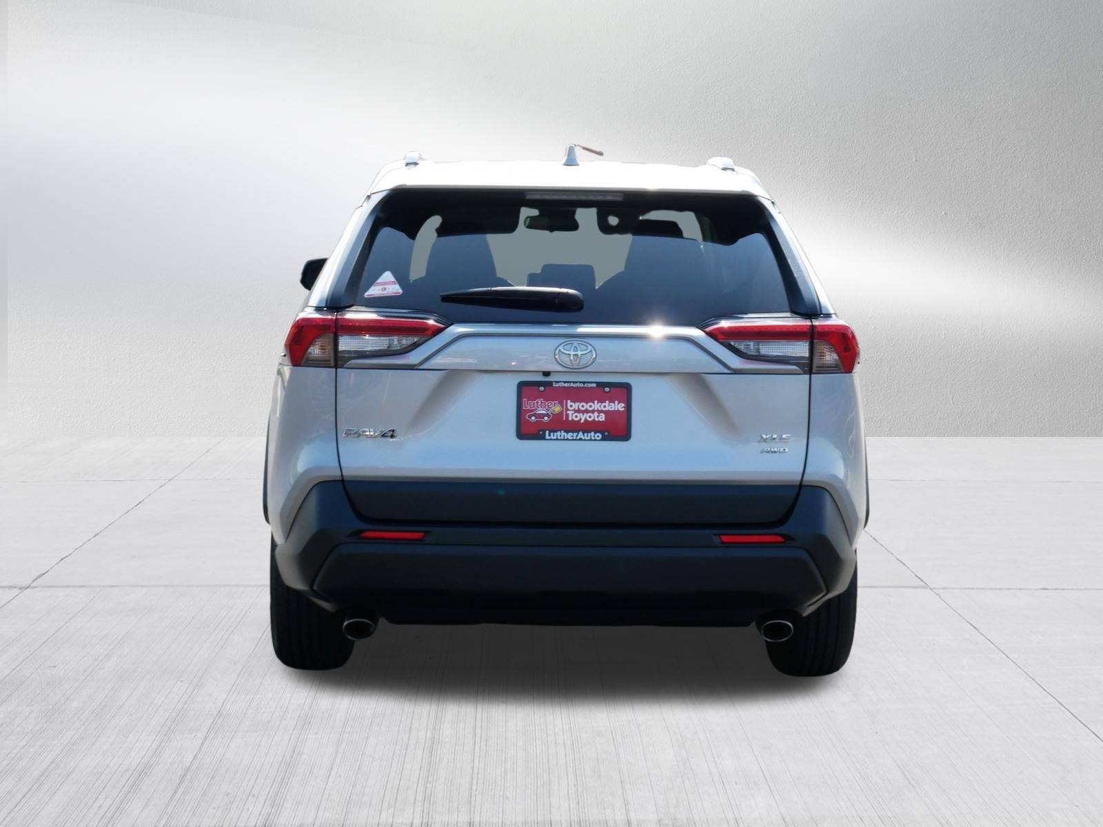 Certified Used 2025 Silver Sky Metallic Toyota XLE image 6