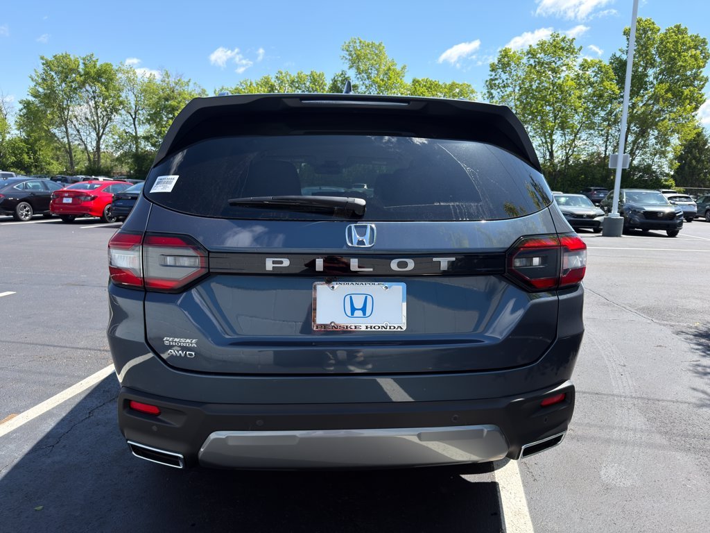 New 2026 Smoke Blue Pearl Honda EX-L image 4