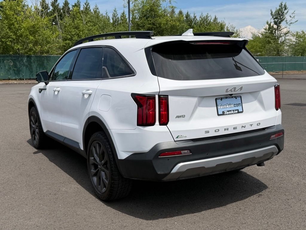 Used 2022 Glacial White Pearl Kia X-Line SX Prestige image 5