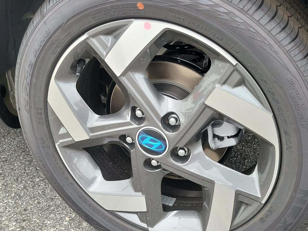 New 2026 Ecotronic Gray Hyundai SEL image 3
