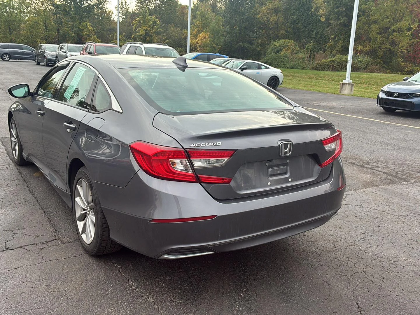 Used 2022 Modern Steel Metallic Honda LX image 21