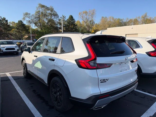 New 2027 Platinum White Pearl Honda TrailSport image 8
