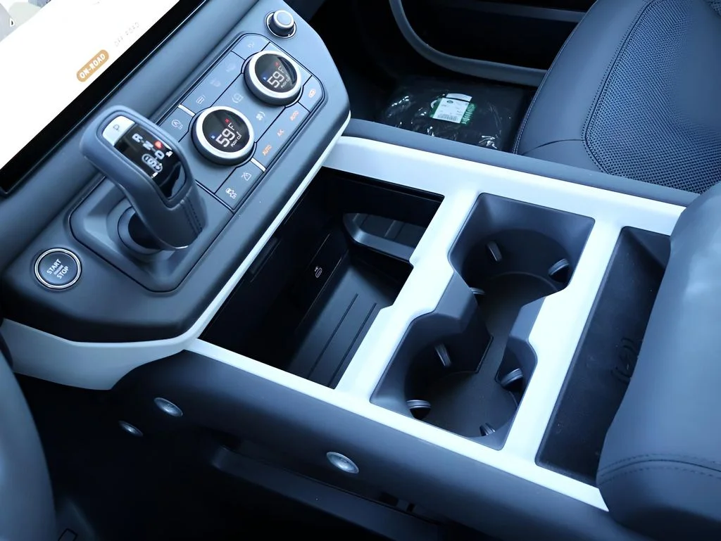 Certified Used 2025 Fuji White Land Rover S image 25