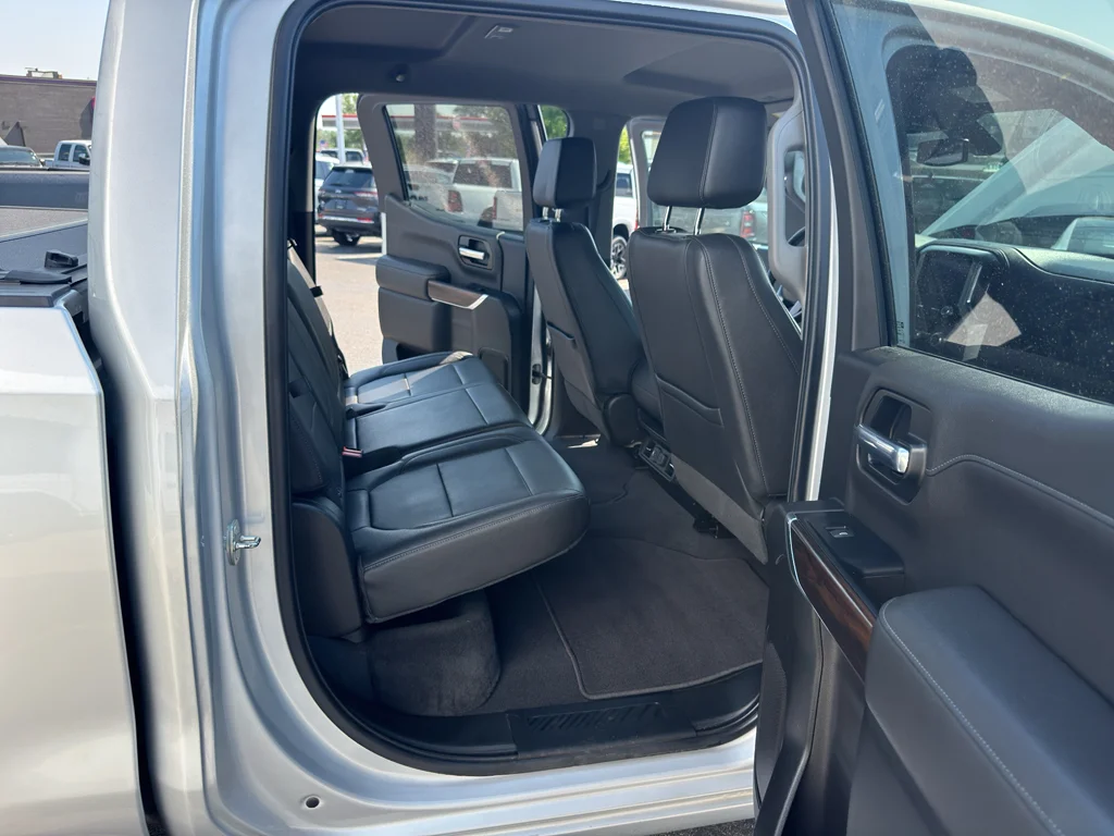 Used 2021 Quicksilver Metallic GMC SLT image 26