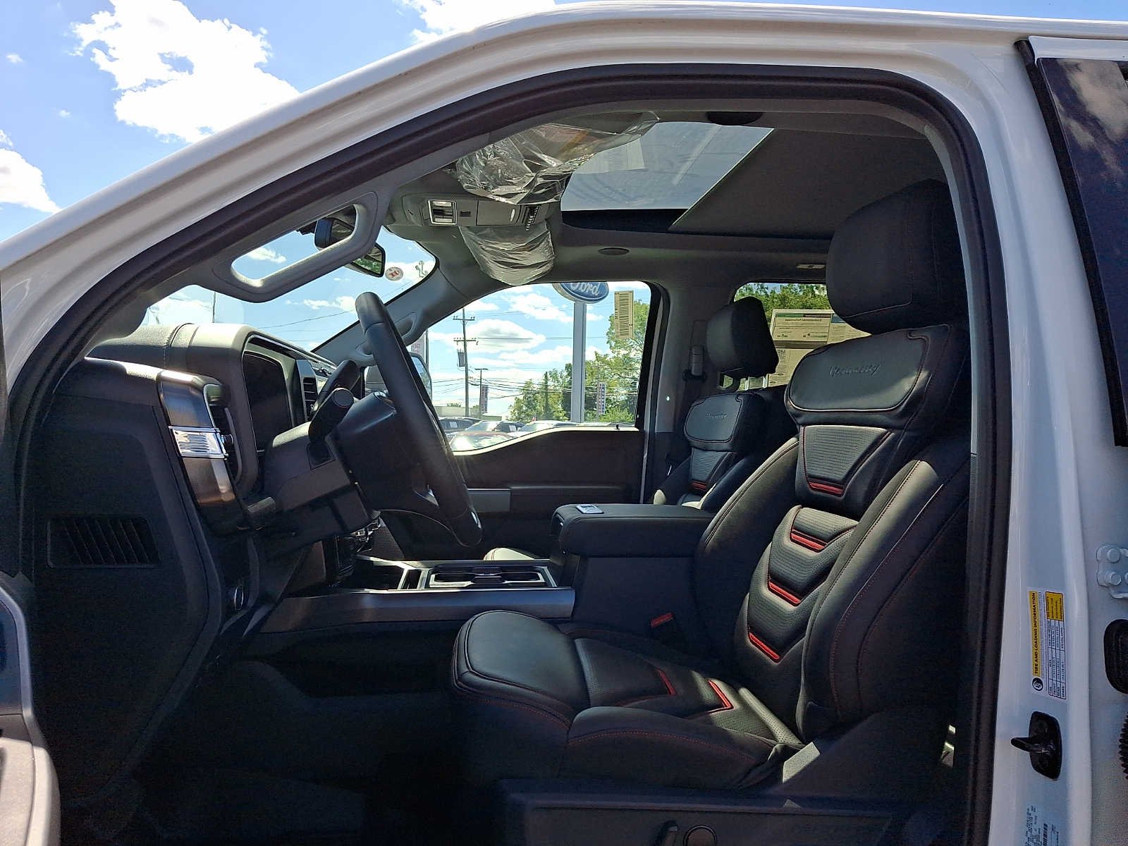 New 2026 Star White Metallic Tri-Coat Ford F-250® Lariat® image 12