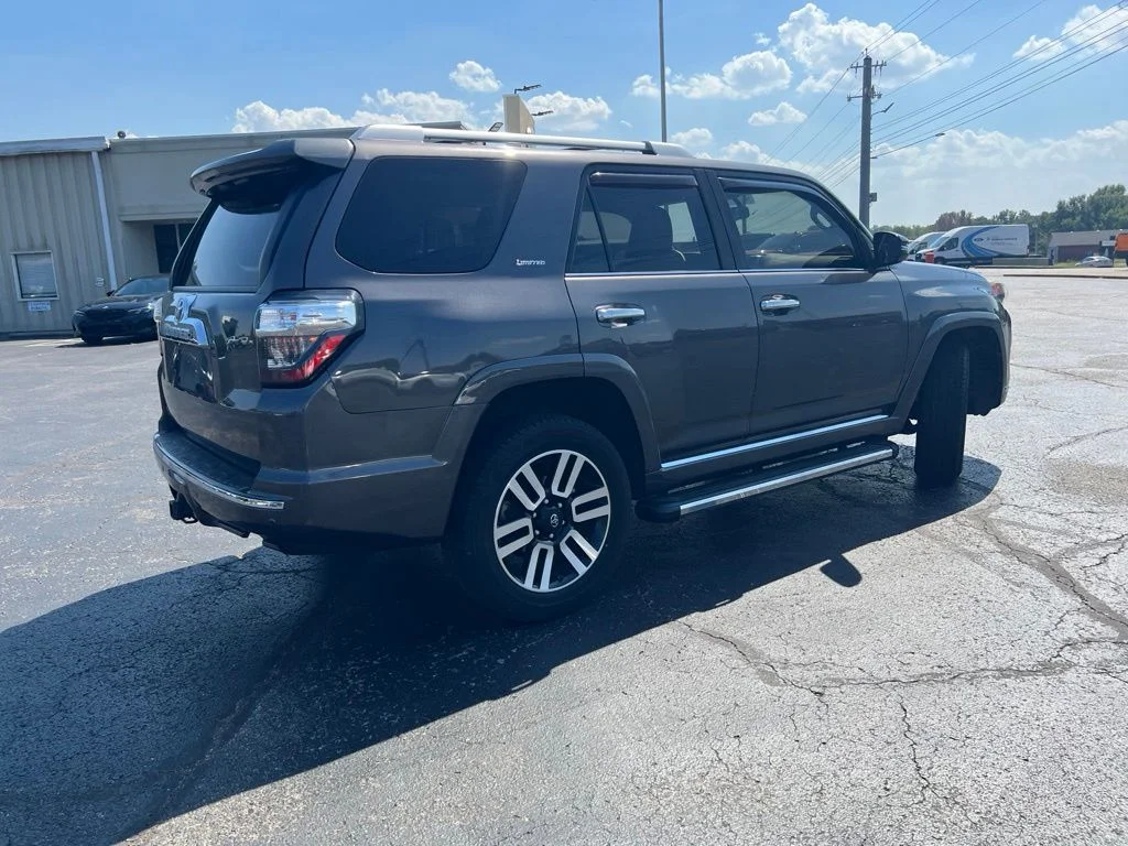 Used 2018 Gray Toyota Limited image 3