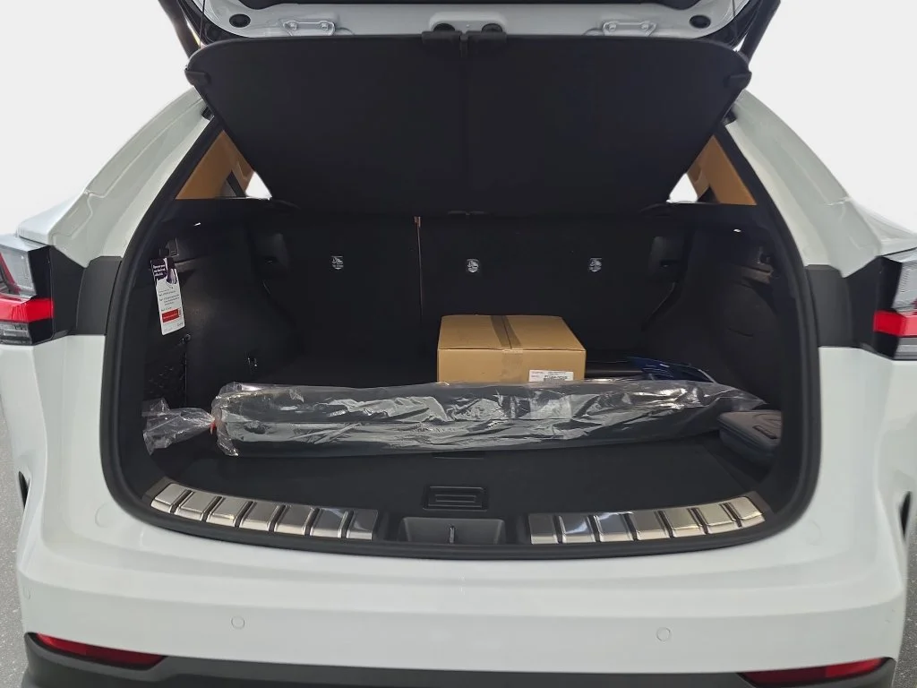 New 2026 Ultra White Lexus PREMIUM PLUS AWD image 12