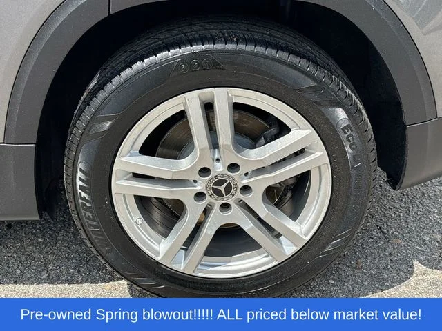 Used 2021  Mercedes-Benz GLB 250 image 14