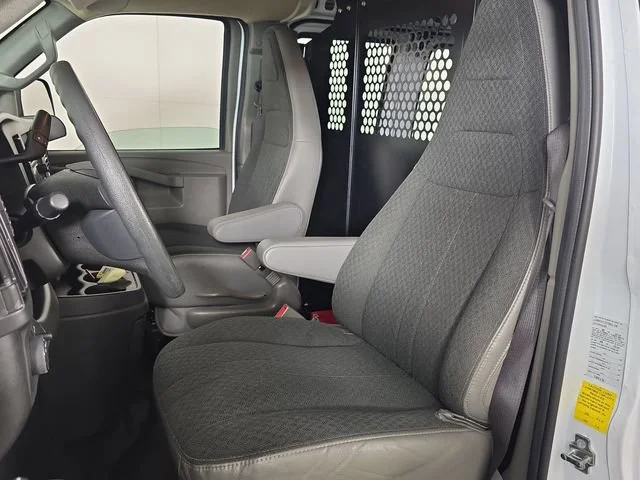 Used 2024 Summit White GMC Work Van image 15
