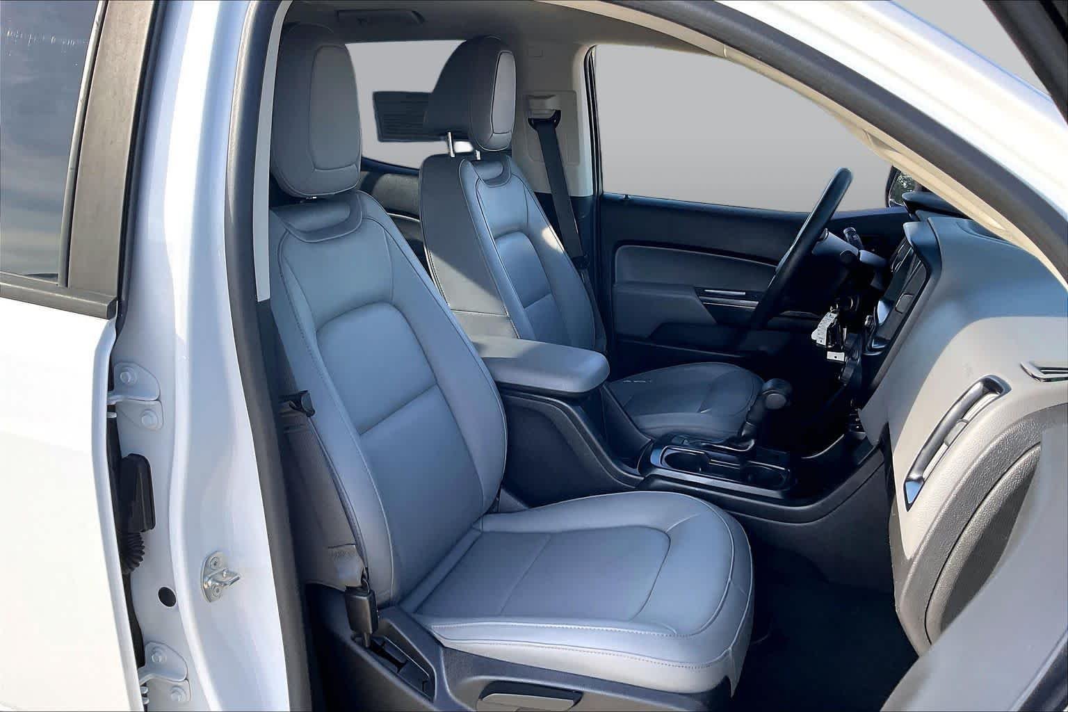 Used 2018 Summit White Chevrolet 4WD Work Truck image 9