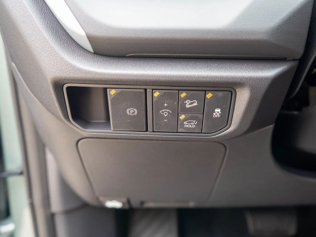 New 2027 Iceberg Green Kia EX image 18