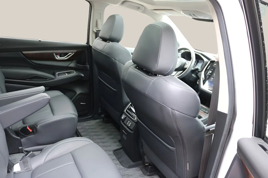Used 2024 White Subaru Touring image 20