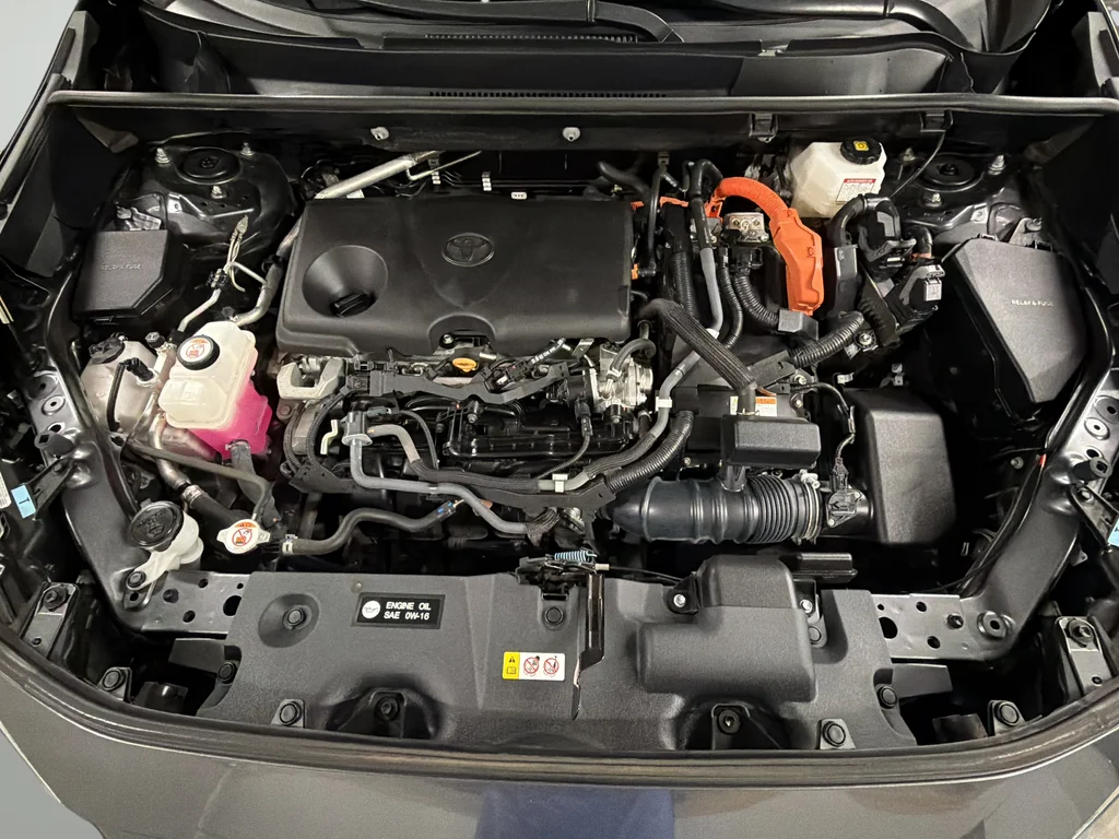 Used 2022 Gray Toyota XLE image 41
