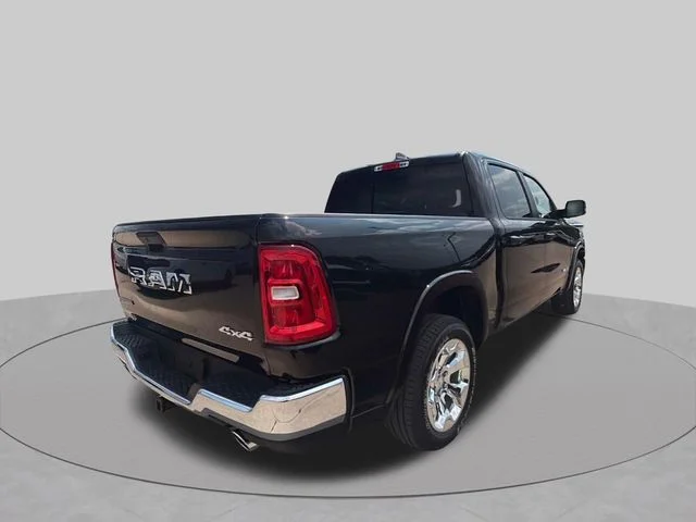 New 2026 Diamond Black Crystal Pearlcoat RAM Big Horn/Lone Star image 4