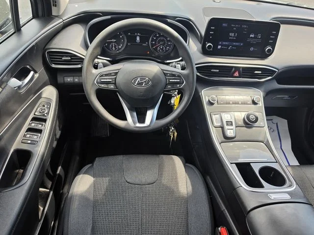 Used 2021 Gray Hyundai SE image 9