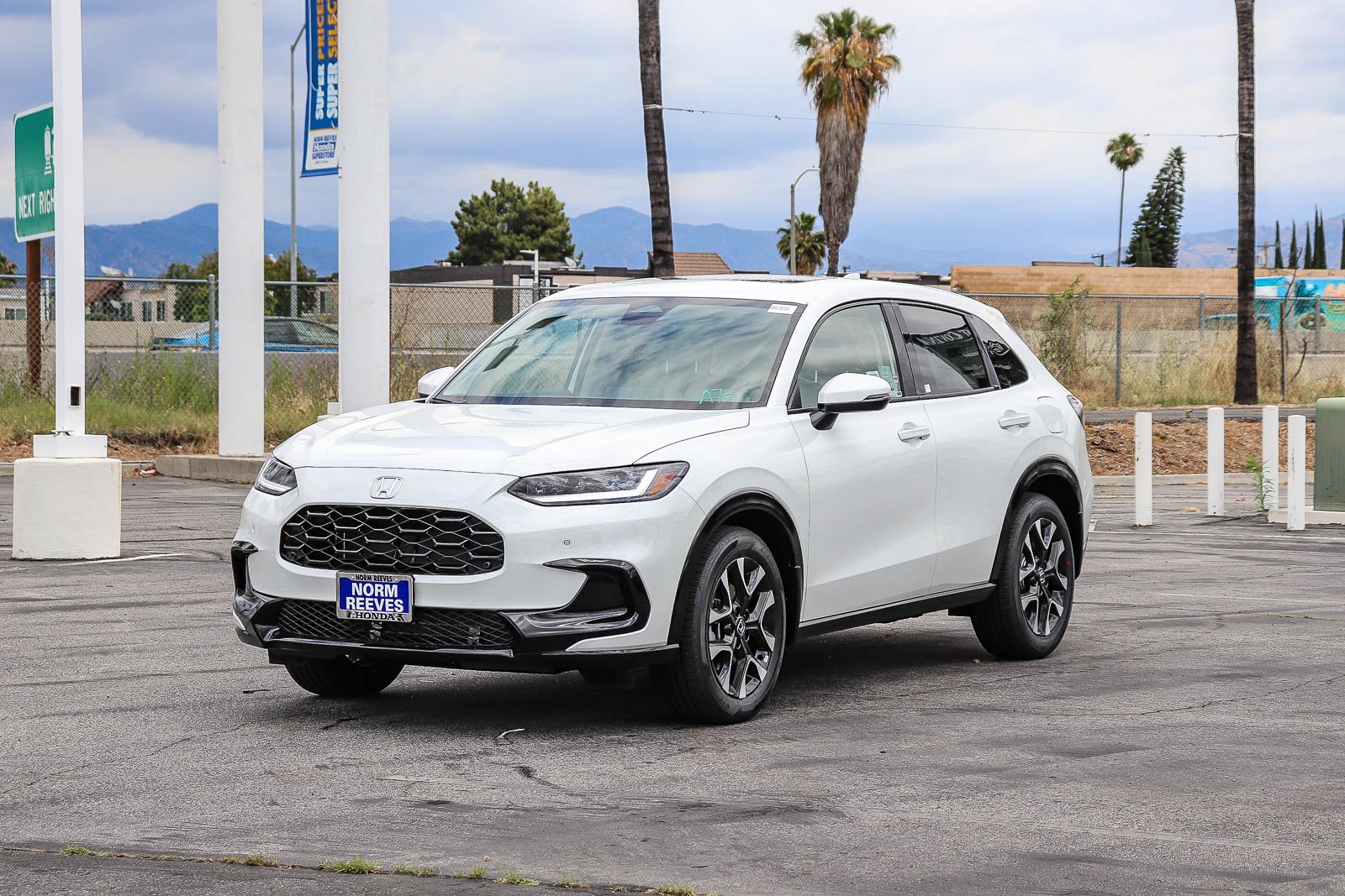 New 2027 Platinum White Pearl Honda EX-L 2WD CVT image 3